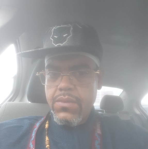 Meet your Posher, David - Picture 1 of 1